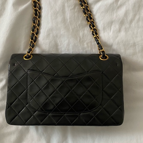 BLACK QUILTED LAMBSKIN CLASSIC DOUBLE FLAP MEDIUM - Picture 4 of 15